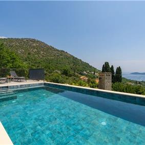 4 bedroom villa with pool in Dubrovnik region, sleeps 8 